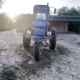 MTZ T-28 1987