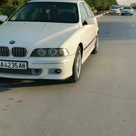 BMW E39 2003