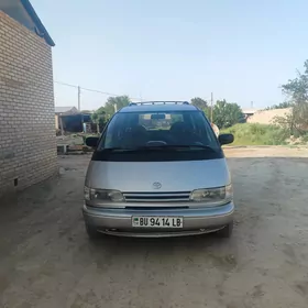 Toyota Previa 1991
