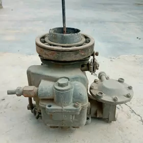 Zil 130 karberator