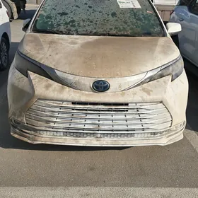 Toyota Sienna 2022