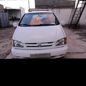 Toyota Sienna 2000