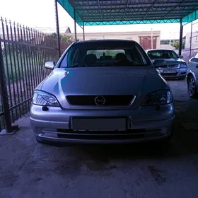 Opel Astra 2002