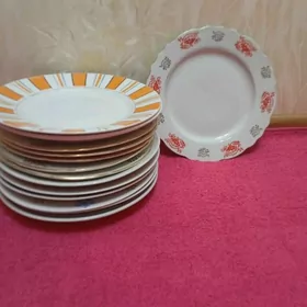 Для сервировки стола