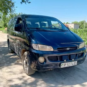 Hyundai Staria 1999