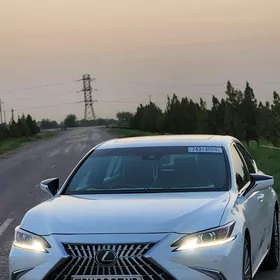 Lexus ES 350 2024