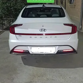 Hyundai Sonata 2021
