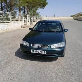Toyota Camry 1998
