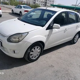 Ford Figo 2011