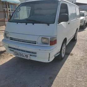 Toyota Hiace 1995