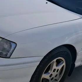 Toyota Avalon 1999