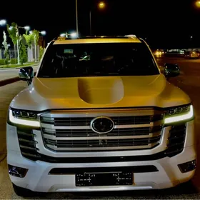 Toyota Land Cruiser 2023