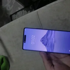 Tecno spark 20 pro plus