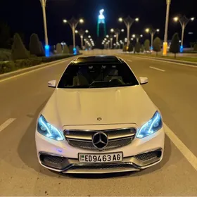 Mercedes-Benz E350 2011