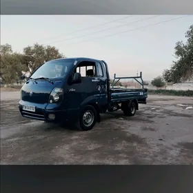 Kia Bongo 2004