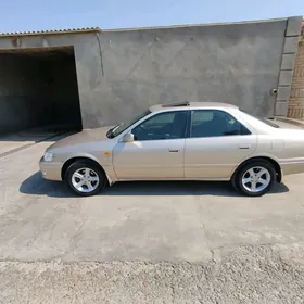 Toyota Camry 2000