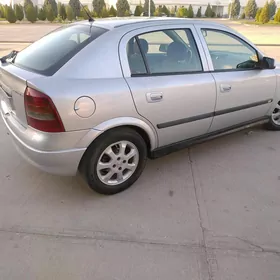 Opel Astra 2003