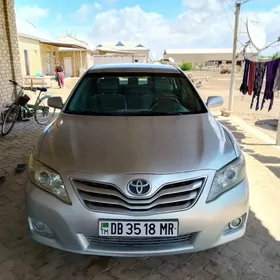 Toyota Camry 2010