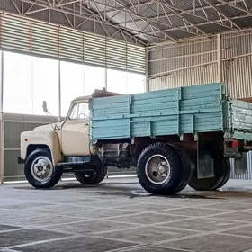 Gaz 52 1986