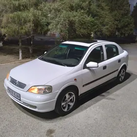 Opel Astra 2000