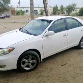 Toyota Camry 2005