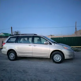 Toyota Sienna 2006