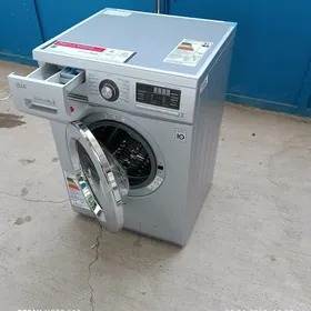 Kir maşyn LG