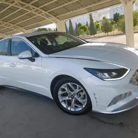 Hyundai Sonata 2021