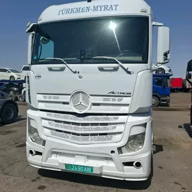 Mercedes-Benz ACTROS 3331 2014