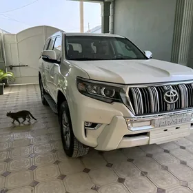 Toyota Land Cruiser Prado 2020