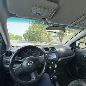 Nissan Versa 2014