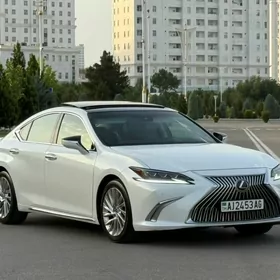 Lexus ES 350 2020