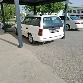 Opel Astra 1995