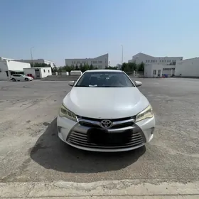 Toyota Camry 2016