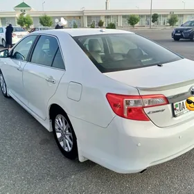 Toyota Camry 2014