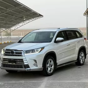 Toyota Highlander 2019