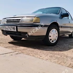 Opel Vectra 1992