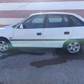 Opel Astra 1992