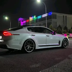 Kia Stinger 2018