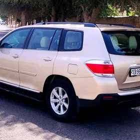 Toyota Highlander 2011