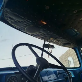Zil 130 1990