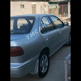 Nissan Sunny 1997