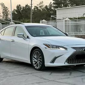 Lexus ES 350 2020