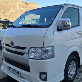Toyota Hiace 2008