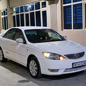 Toyota Camry 2005