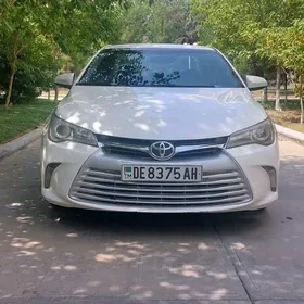 Toyota Camry 2017