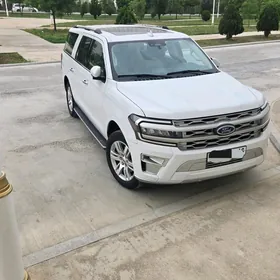 Ford Expedition 2022