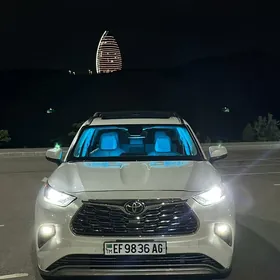 Toyota Highlander 2020
