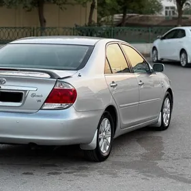 Toyota Camry 2005