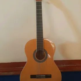 Mega gitara